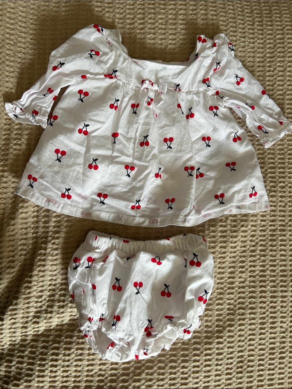NWOT Janie and Jack White Top and Bloomers with Red Cherry Print- Sz 0-3 months